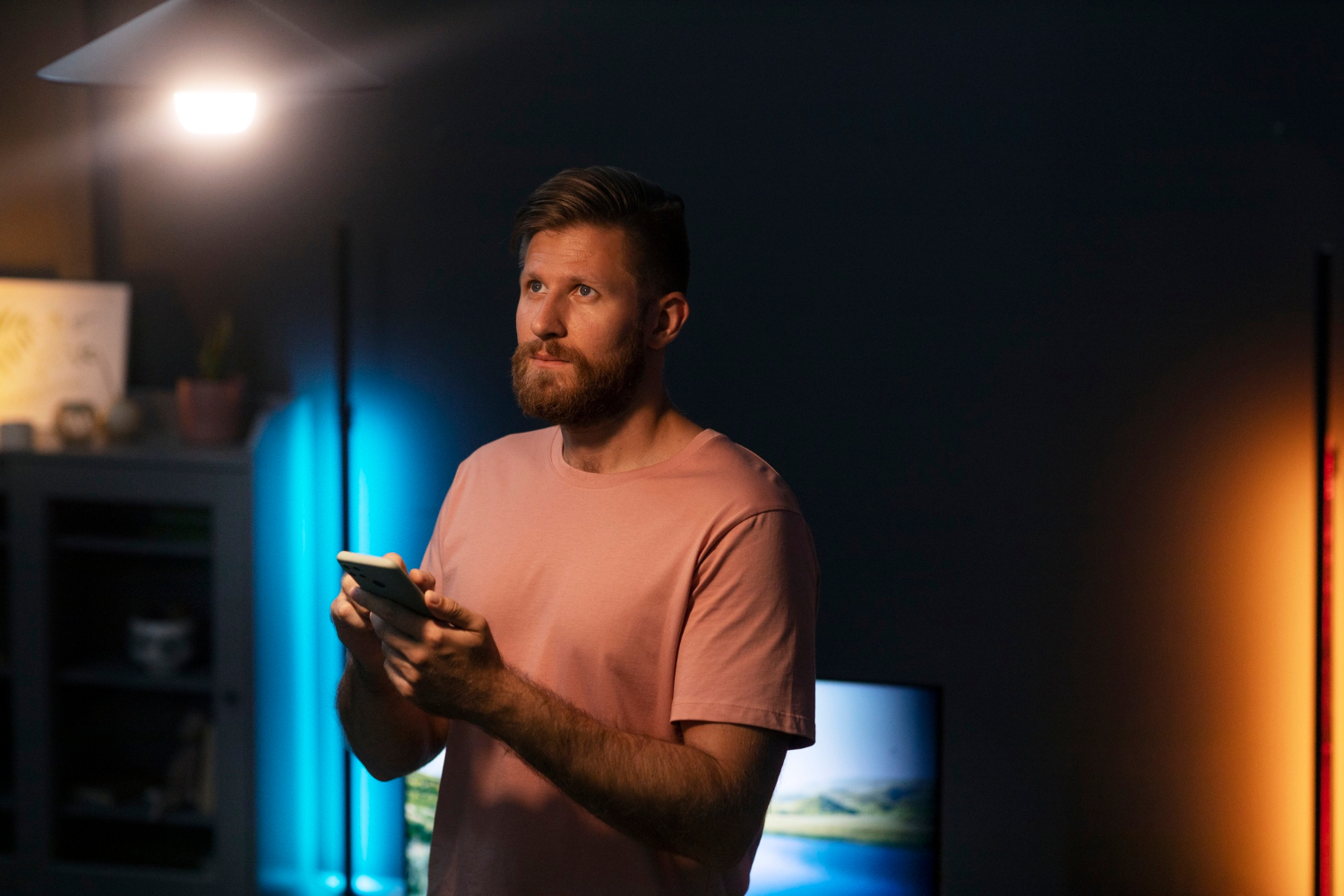 Característica 1 - Título Aquí